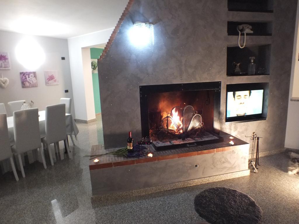 Villa Serena Asyż Zewnętrze zdjęcie
