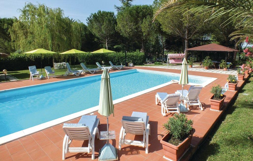 Villa Serena Asyż Zewnętrze zdjęcie